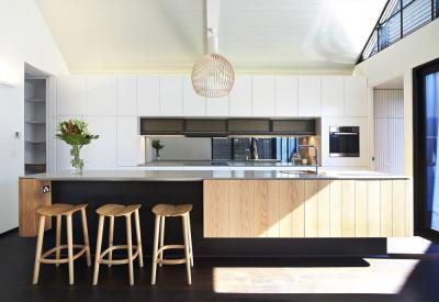 Tágas konyha - konyha / étkező ötlet, modern stílusban