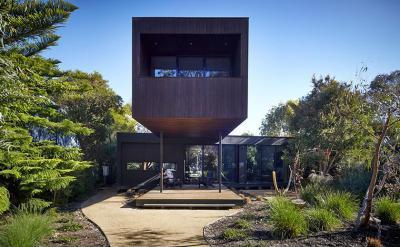 Fával burkolt homlokzat - homlokzat ötlet, modern stílusban