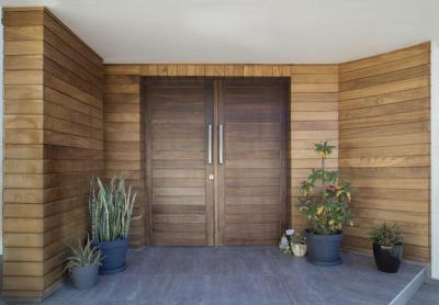 Fa bejárati ajtó - bejárat ötlet, modern stílusban