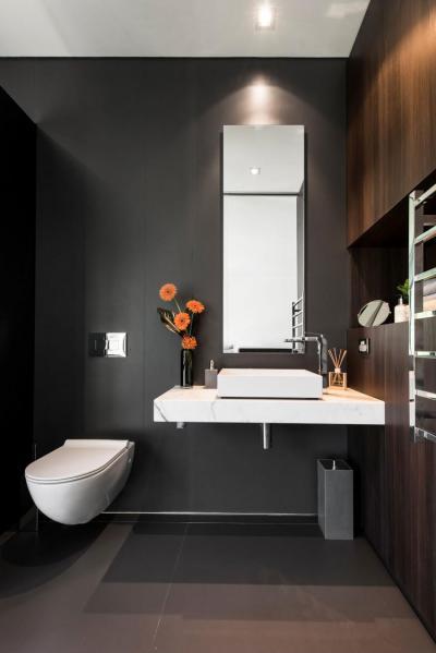 Markáns színek a fürdőben - fürdő / WC ötlet, modern stílusban