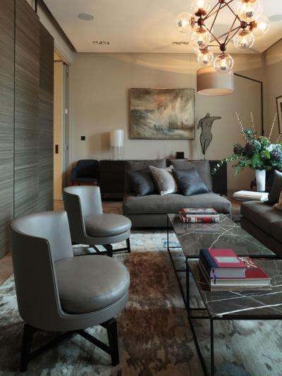 Virág a nappaliban - nappali ötlet, modern stílusban