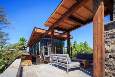 Fedett terasz - erkély / terasz ötlet, modern stílusban