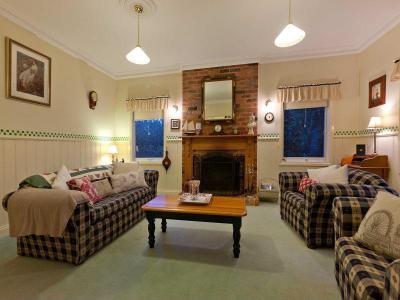 Kandalló a lakás ékessége29 - nappali ötlet, modern stílusban