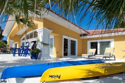 Ház az óceán partján - kert / udvar ötlet, mediterrán stílusban