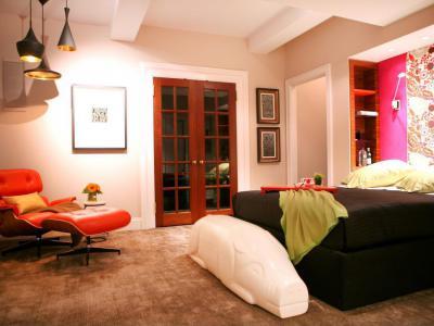 Piros bőrű Eames lounge szék - háló ötlet, modern stílusban