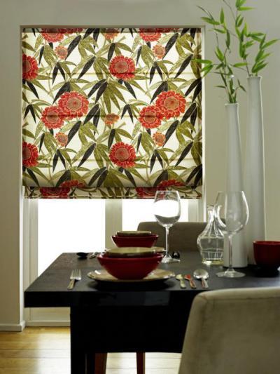 Virág-és levélmintás roló - konyha / étkező ötlet