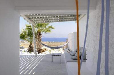 Fedett terasz - erkély / terasz ötlet, mediterrán stílusban