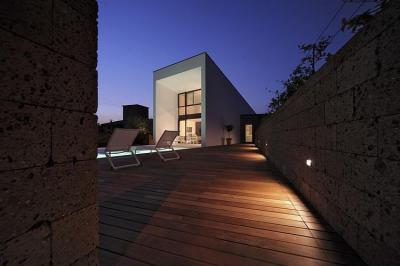 Modern terasz betonnal - erkély / terasz ötlet, modern stílusban