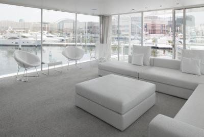 Fehér nappali - nappali ötlet, modern stílusban