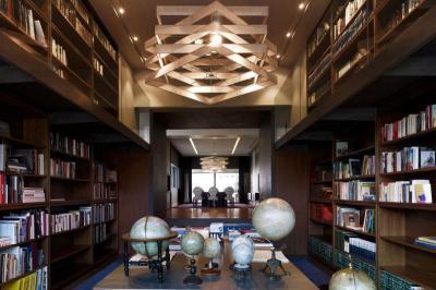 Könyvtárolás - belső továbbiak ötlet, modern stílusban