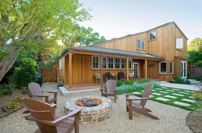 Rusztikus ház kerti sütővel - homlokzat ötlet, rusztikus stílusban