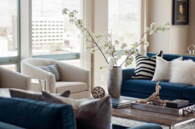 Nőies nappali - nappali ötlet, modern stílusban