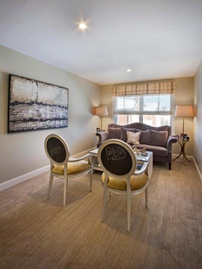 Kreatív székek - nappali ötlet