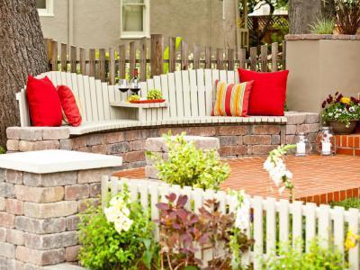 Szuper, épített kerti pad - kert / udvar ötlet, klasszikus stílusban