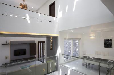 Lelátás a galériáról - belső továbbiak ötlet, modern stílusban