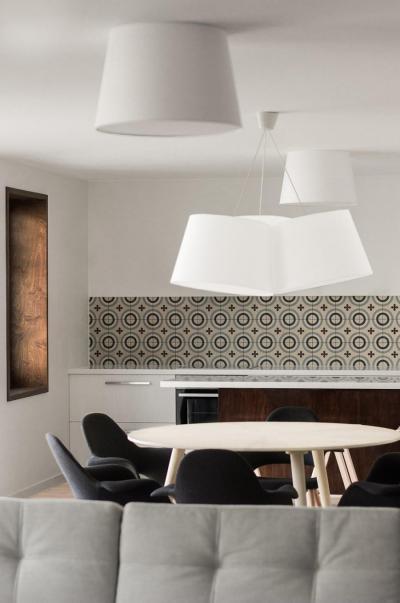 Fehér konyhabútor - konyha / étkező ötlet, modern stílusban