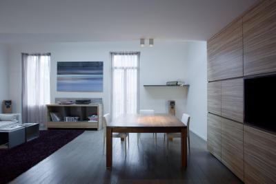 Étkezőasztal a nappaliban - nappali ötlet, modern stílusban