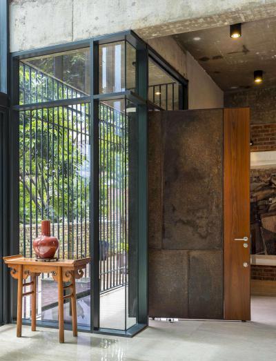 Üvegfal az előszobában - előszoba ötlet, egzotikus stílusban