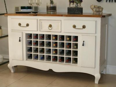 Bor-büfé - konyha / étkező ötlet, klasszikus stílusban