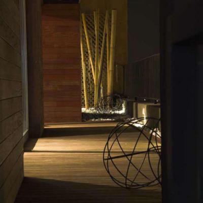 Közlekedő fapadlóval - belső továbbiak ötlet, modern stílusban