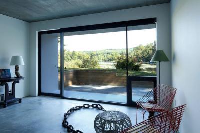 Design szék a lakásban - nappali ötlet, modern stílusban