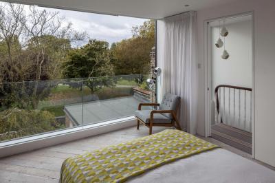 Nyitott hálószoba - háló ötlet, modern stílusban