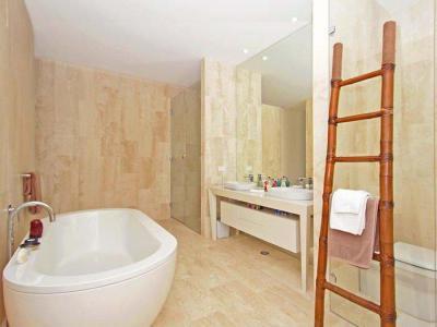 Fürdőkád kavalkád8 - fürdő / WC ötlet