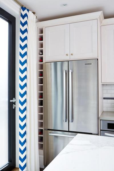 Fehér konyha - konyha / étkező ötlet, klasszikus stílusban