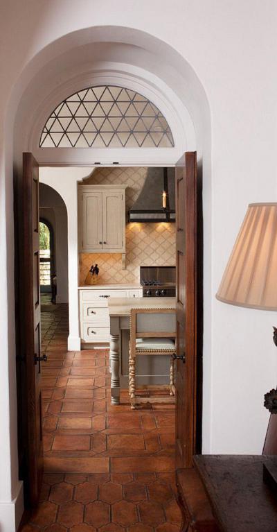 Boltíves konyhabejárat - konyha / étkező ötlet