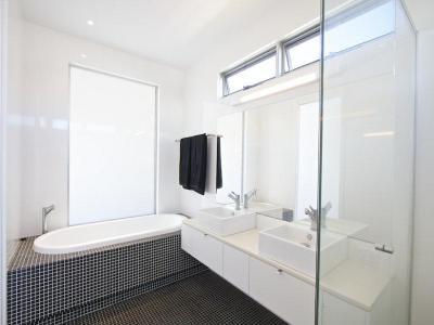 Fürdőkád kavalkád1 - fürdő / WC ötlet