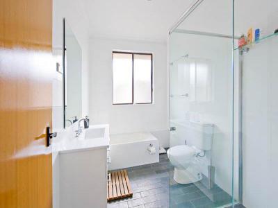 Fürdőkád kavalkád26 - fürdő / WC ötlet, modern stílusban