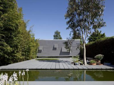 Terasz medencével - erkély / terasz ötlet, modern stílusban