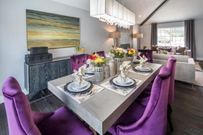 Lila és beton - konyha / étkező ötlet, modern stílusban