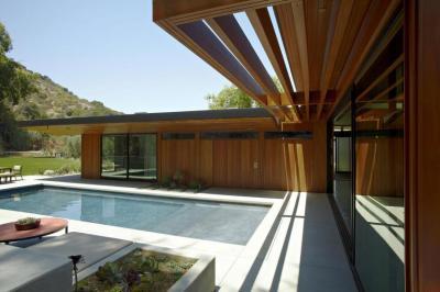 Fa és kő burkolatok - erkély / terasz ötlet, modern stílusban