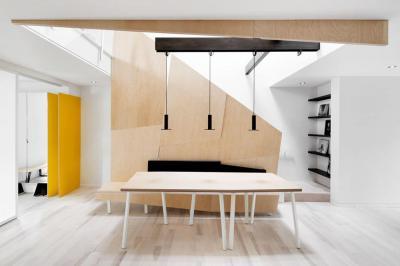 Látványos lépcsőfeljáró - konyha / étkező ötlet, modern stílusban