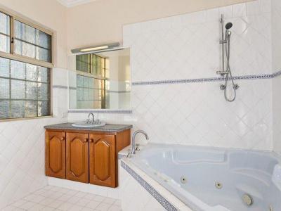 Fürdőszobák10 - fürdő / WC ötlet