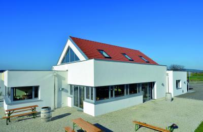 TONDACH® Twist kerámia tetőcserép terrakotta színben - tető ötlet, modern stílusban