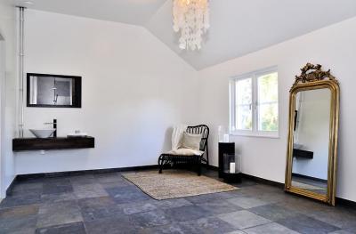 Fürdőszoba nagy térben - fürdő / WC ötlet