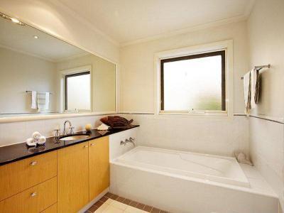 Fürdőszobák51 - fürdő / WC ötlet, modern stílusban