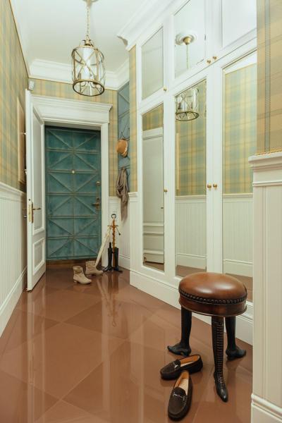 Klasszikus angol stílusú belső tér - előszoba ötlet, klasszikus stílusban