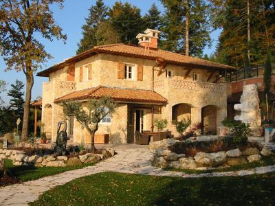 TONDACH® Palotás kerámia tetőcserép homok antik színben - tető ötlet, mediterrán stílusban