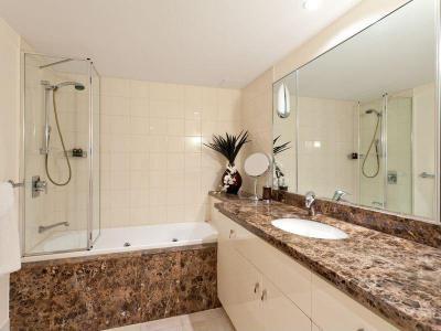 Fürdőszobák60 - fürdő / WC ötlet, modern stílusban