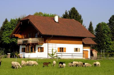 TONDACH® Figaro kerámia tetőcserép antik színben - tető ötlet, rusztikus stílusban