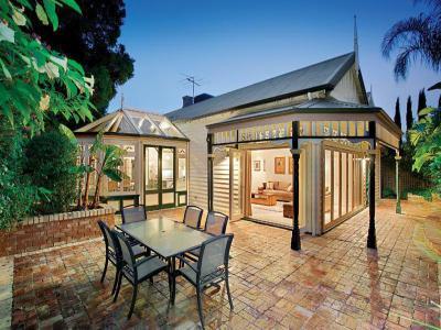 Különböző formák és alakzatok a háztetőn4 - tető ötlet