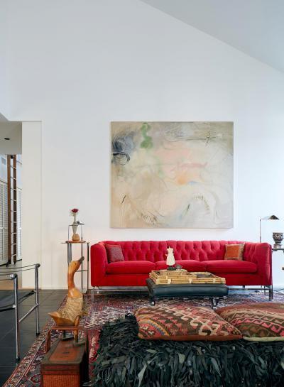 Nappali feltűnő kanapéval - nappali ötlet