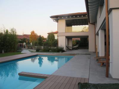 Medence a teraszon - erkély / terasz ötlet, mediterrán stílusban