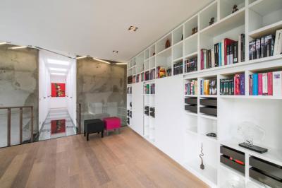 Tágas polcrendszer - belső továbbiak ötlet, modern stílusban