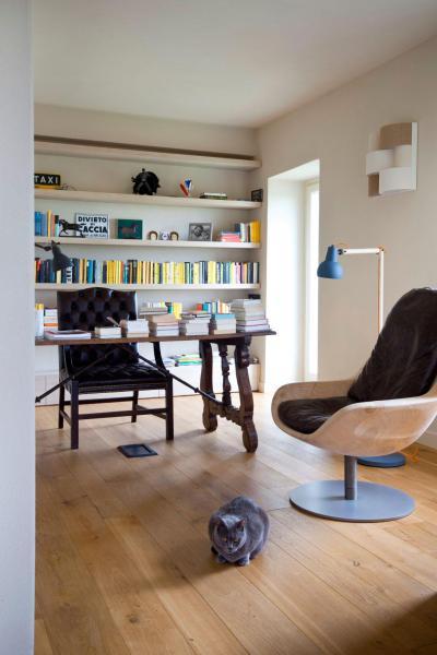 Modern és klasszikus bútorok a dolgozóban - dolgozószoba ötlet