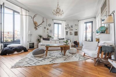 Rusztikus egzotikus részletek a nappaliban - nappali ötlet