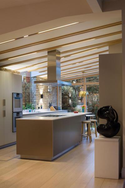 Hangulatos konyha üvegfallal - konyha / étkező ötlet, modern stílusban